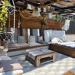Hébergement de vacances Loft, Clim, Jardin, Piscine, Calme, Parc Expo, *