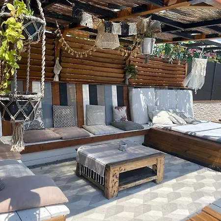 Prázdninový dům Loft, Clim, Jardin, Piscine, Calme, Parc Expo, *