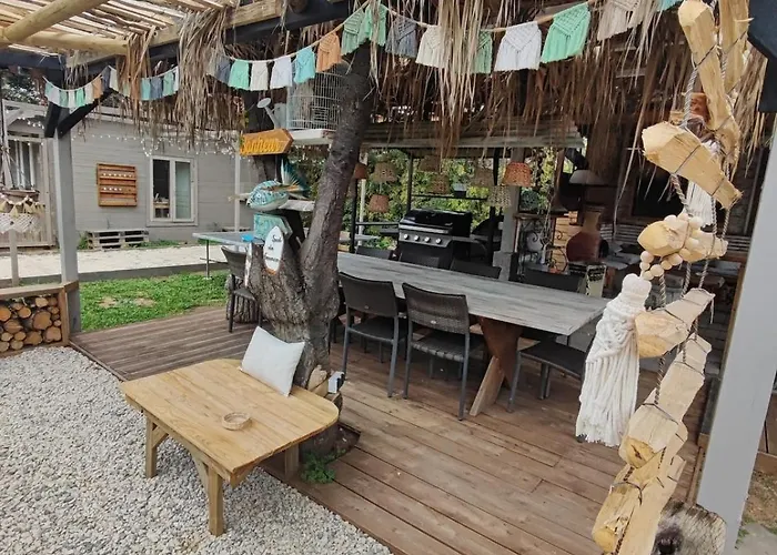 Casa de Férias Loft, Clim, Jardin, Piscine, Calme, Parc Expo, *
