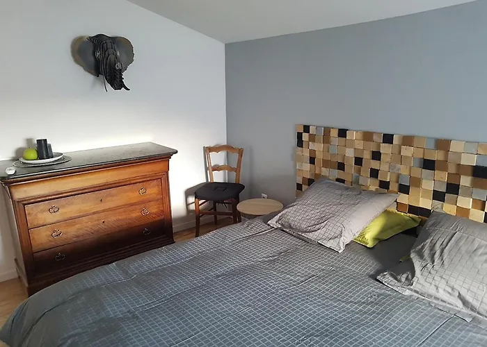 Casa de Férias Loft, Clim, Jardin, Piscine, Calme, Parc Expo, *